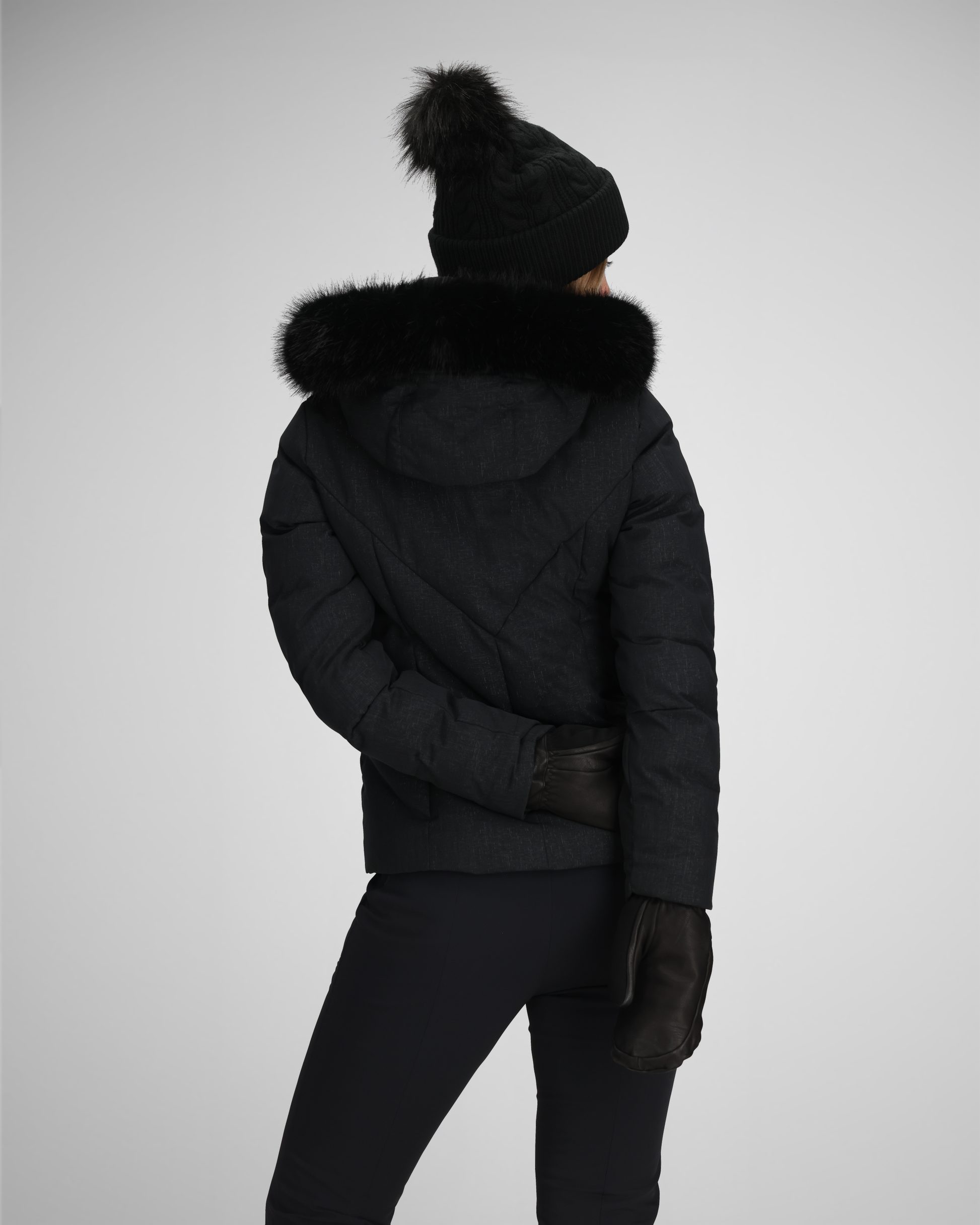 Black | 4 / MODBCK