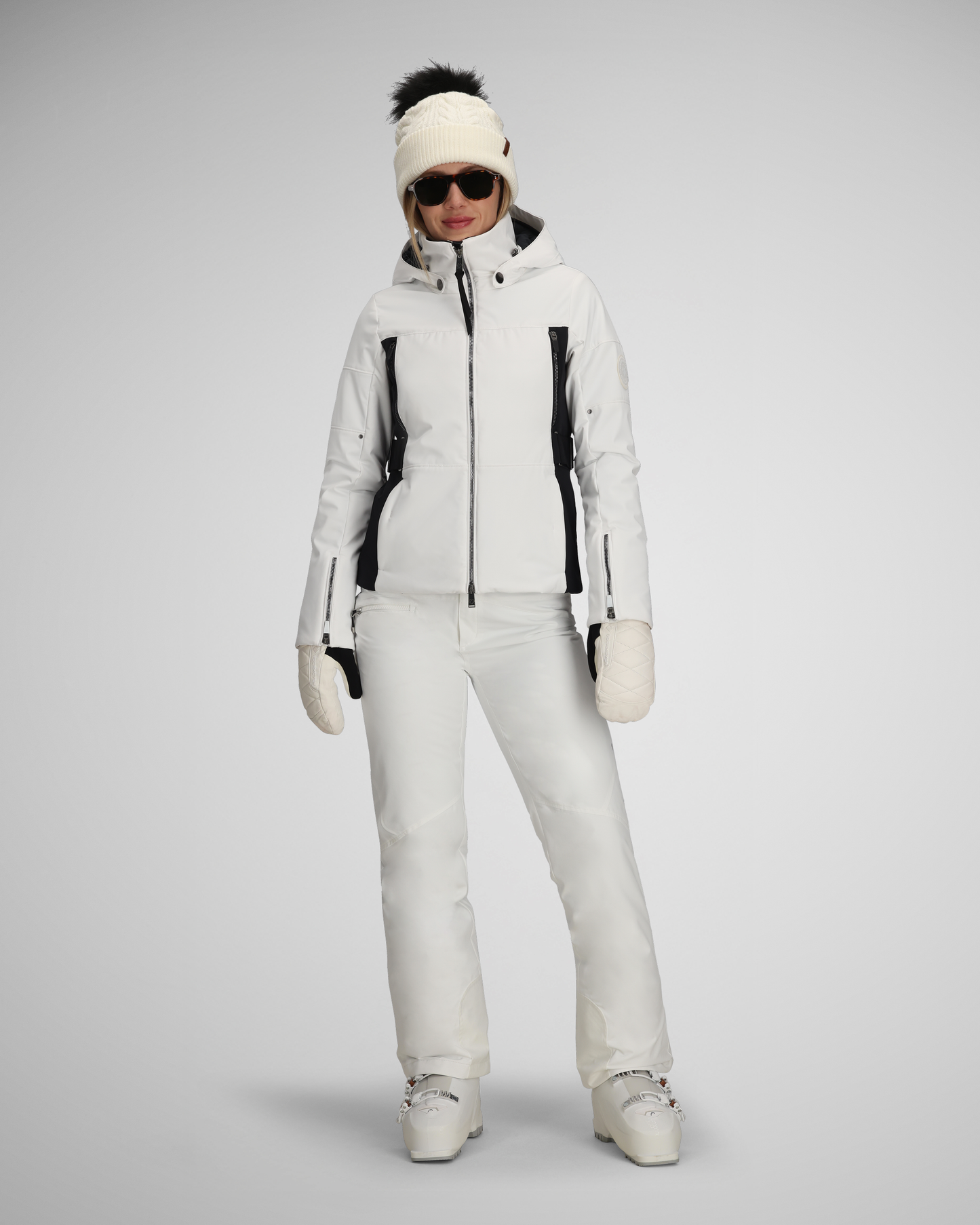 White | 2 / MODMERCH