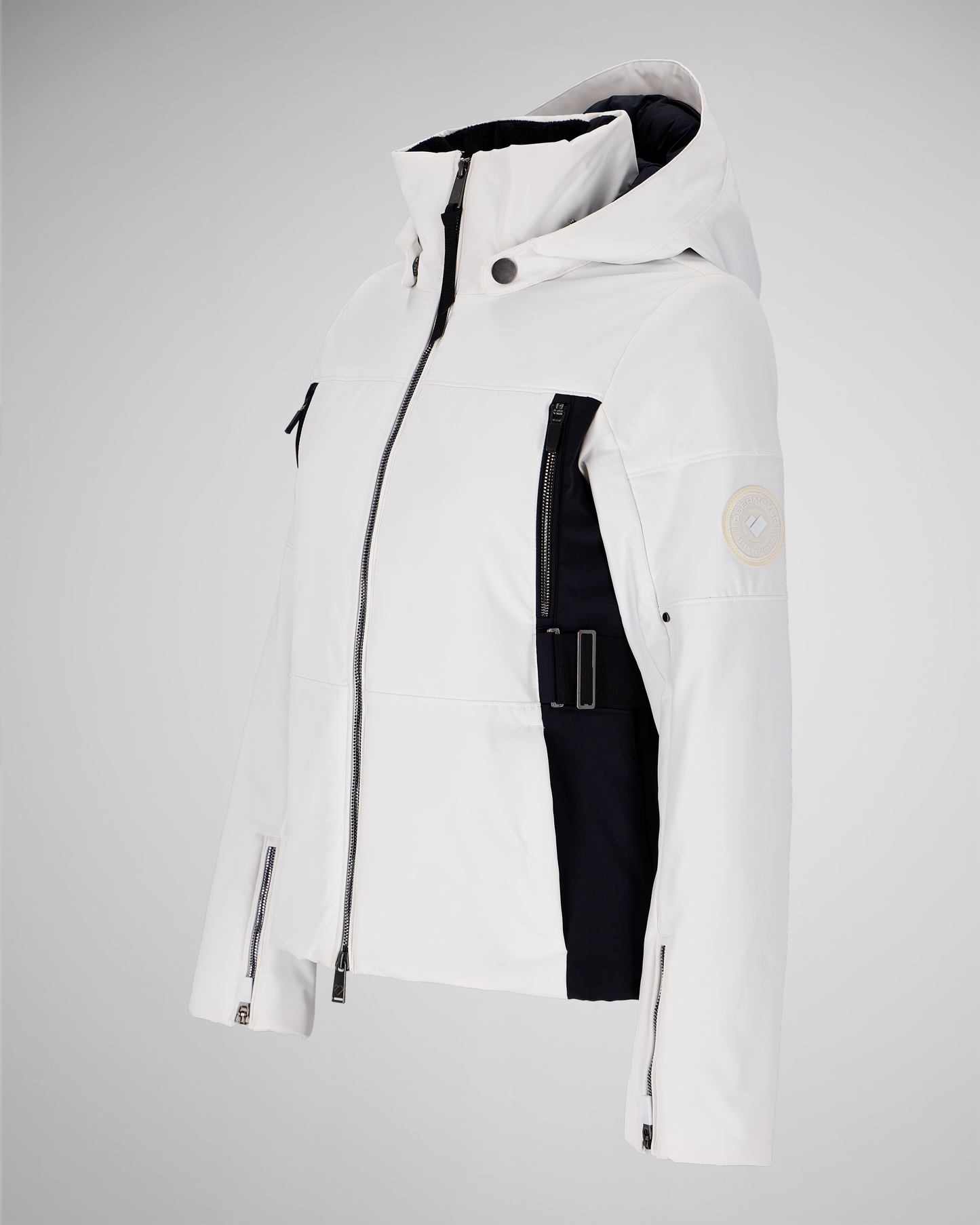 White | 1 / MQNSDE