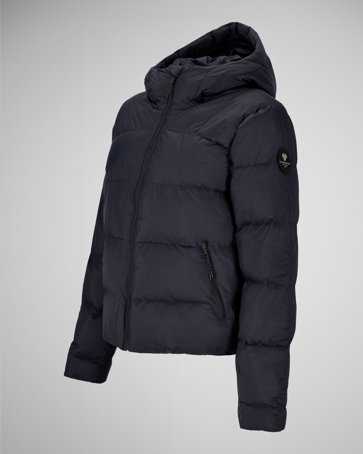 Black | 1 / MQNSDE