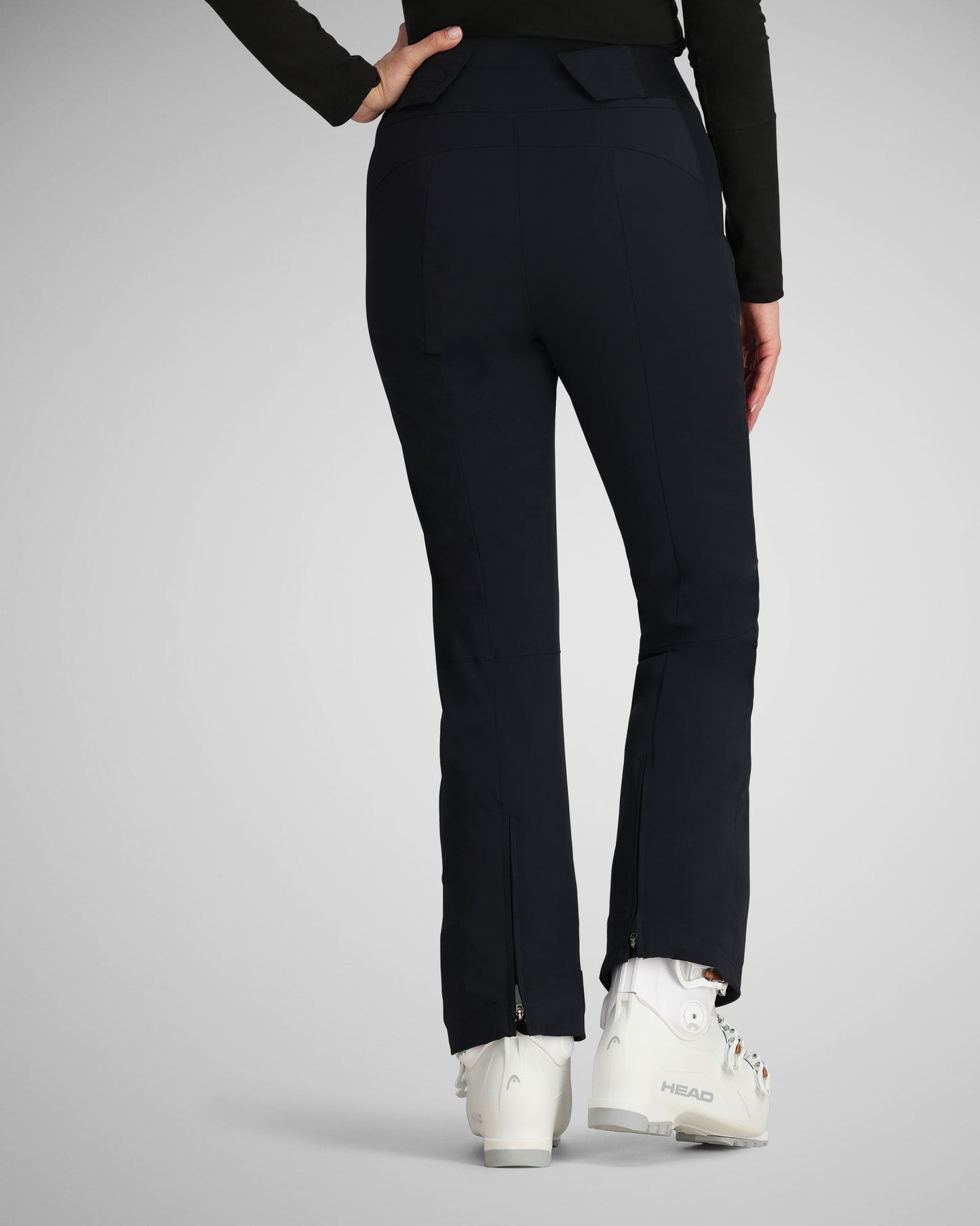 Black | 4 / MODBCK