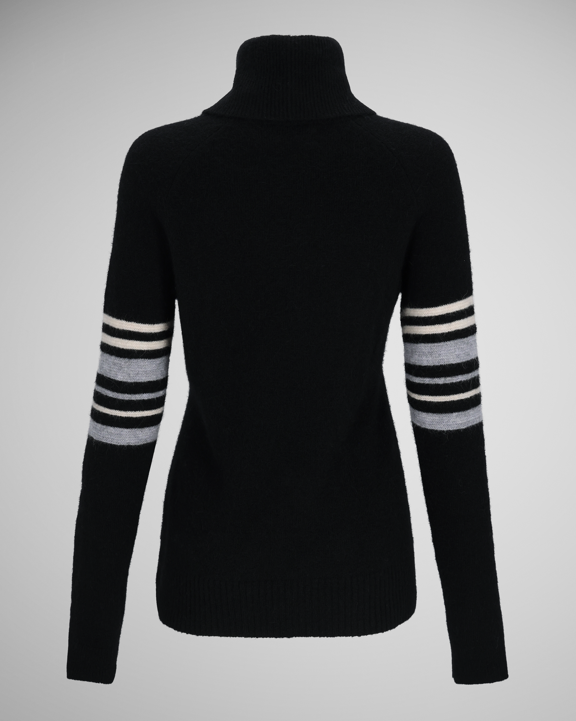 Black | 17 / MQNBCK