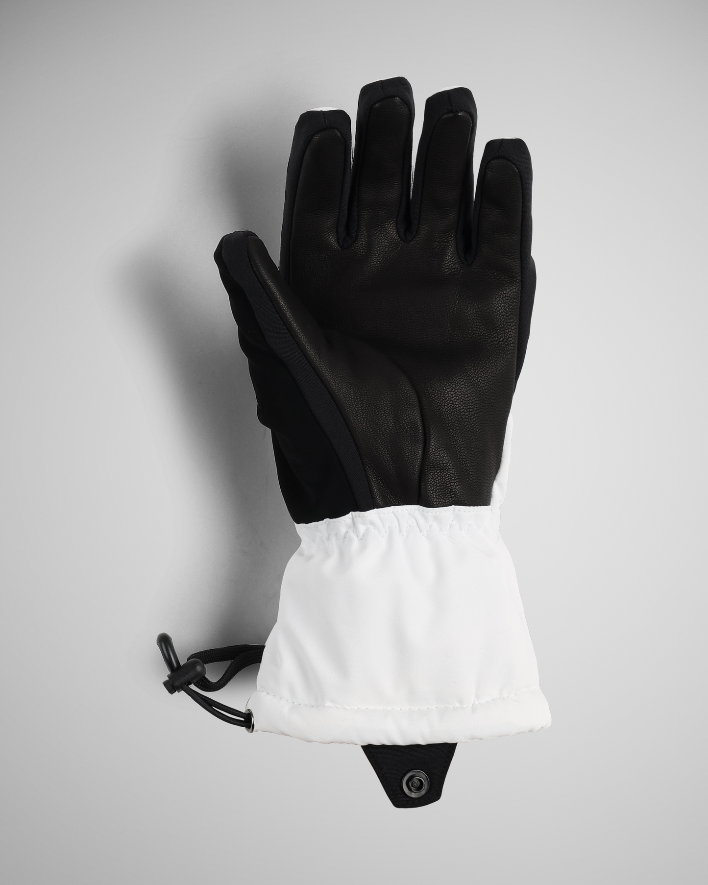 White | 3 / MQNBCK