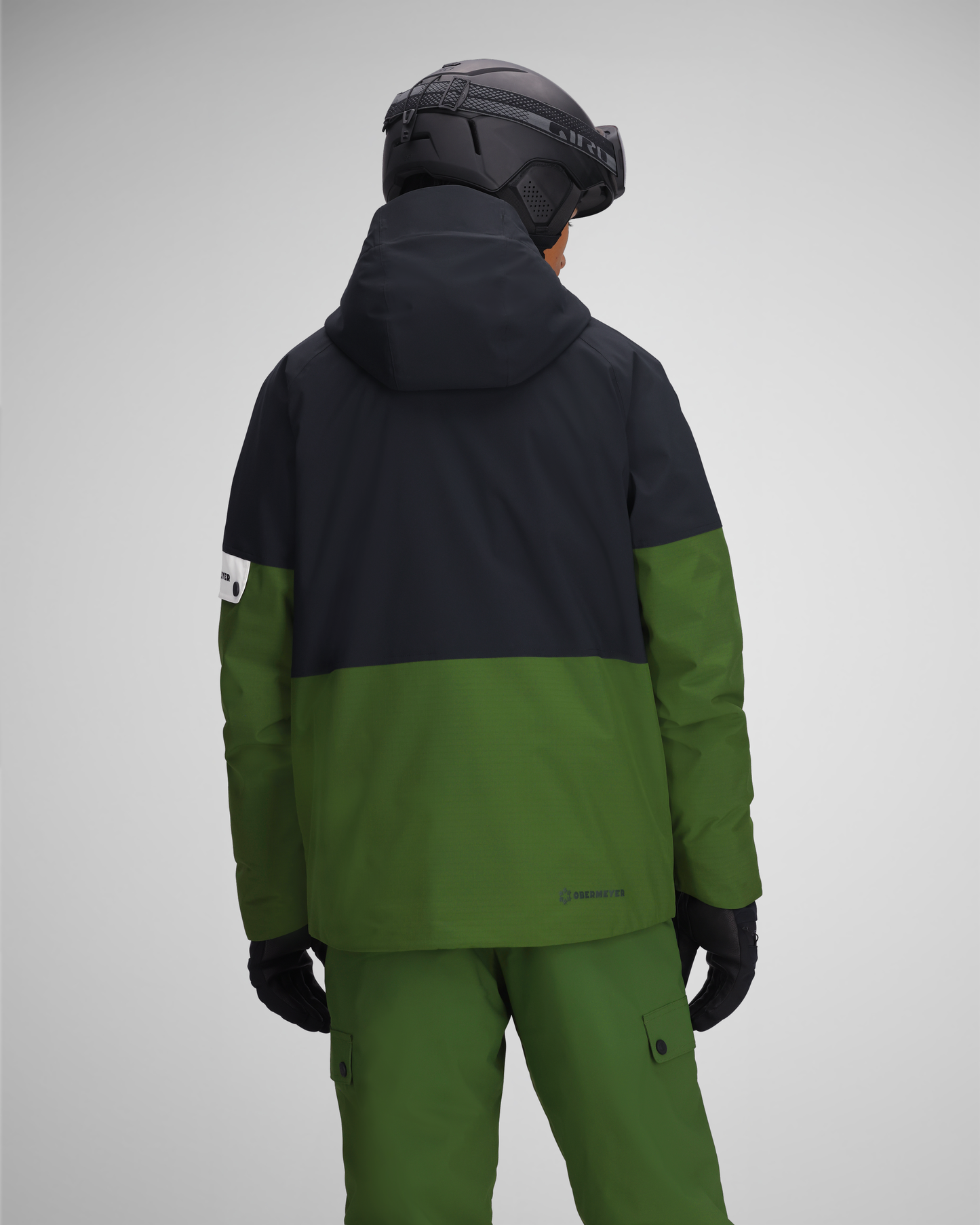 Black | 4 / MODBCK