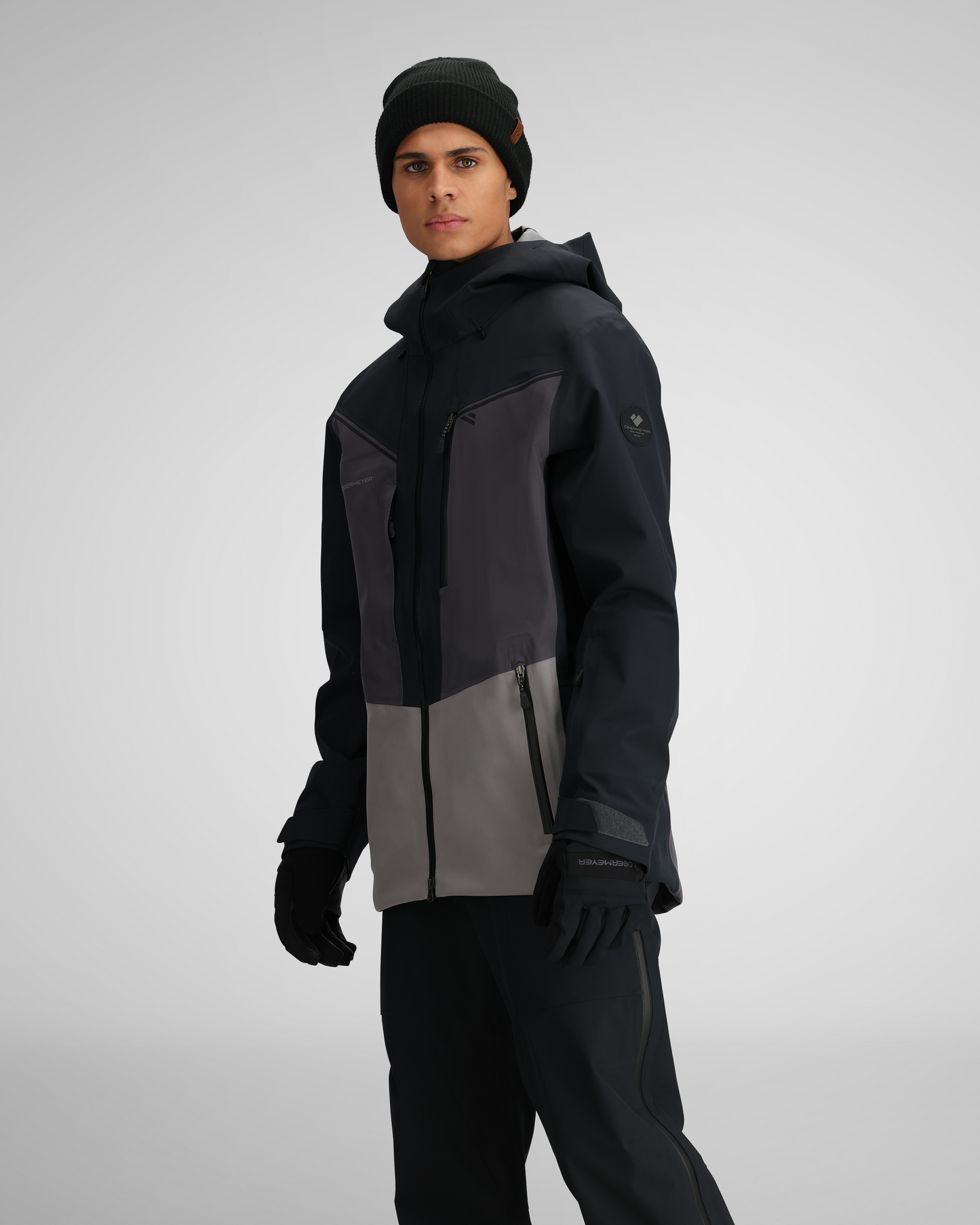 Black | 2 / MODMERCH
