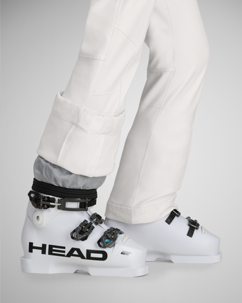 White | 6 / DET1