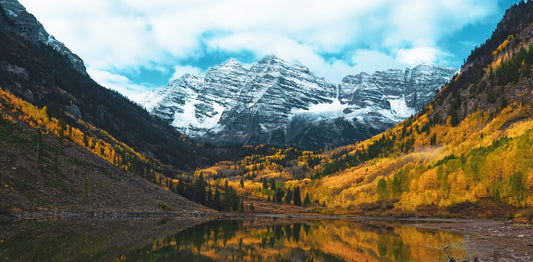 A Guide to Experiencing Fall at the Maroon Bells