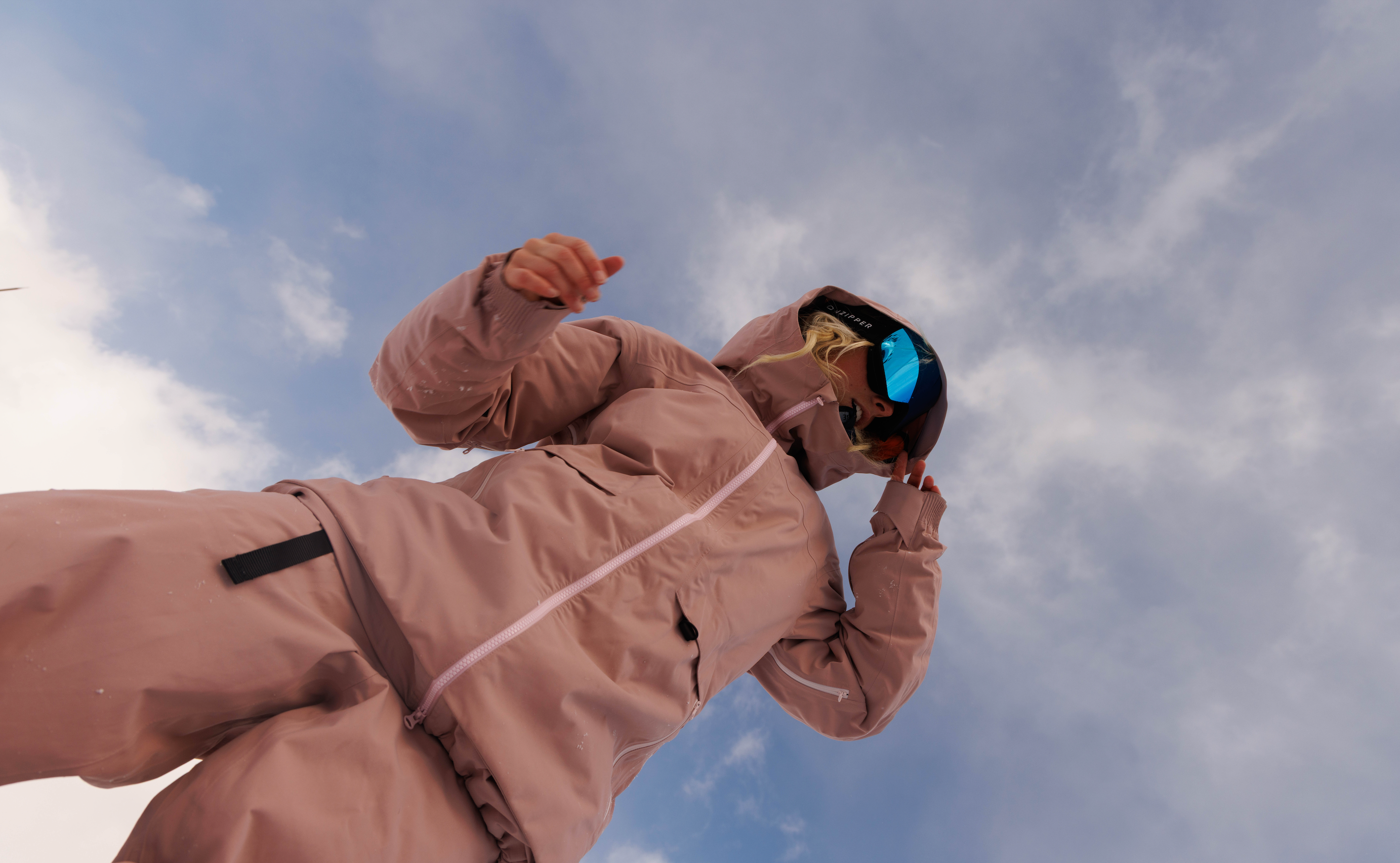 Women's Off Grid
