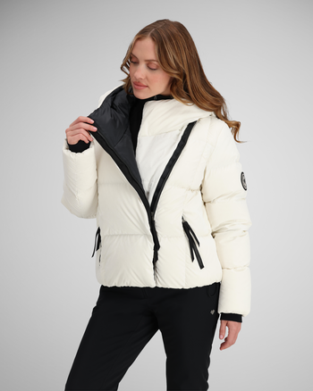 Interior windguard | The cross zip provides a second layer of protection from the elements.
