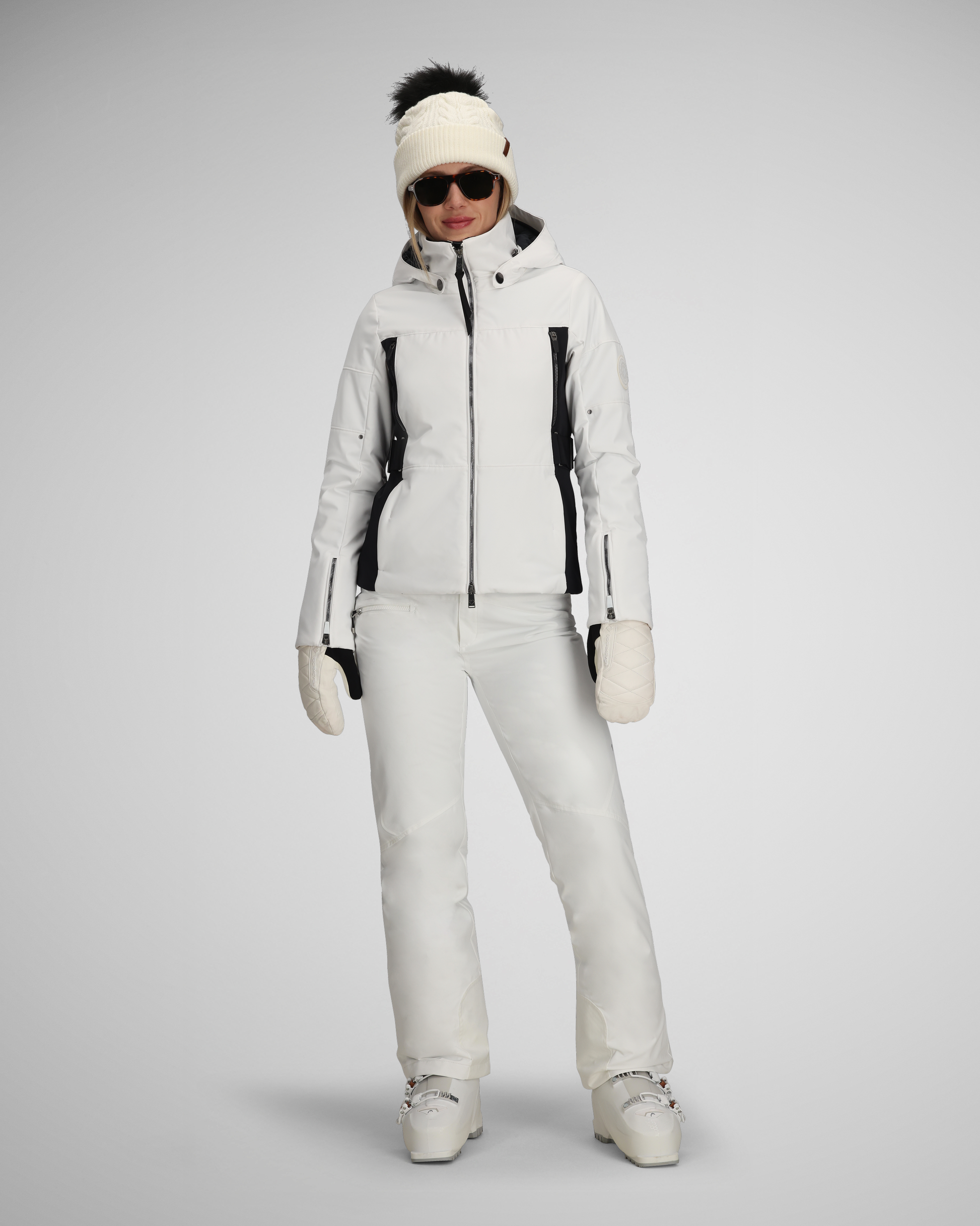 White | 2 / MODMERCH