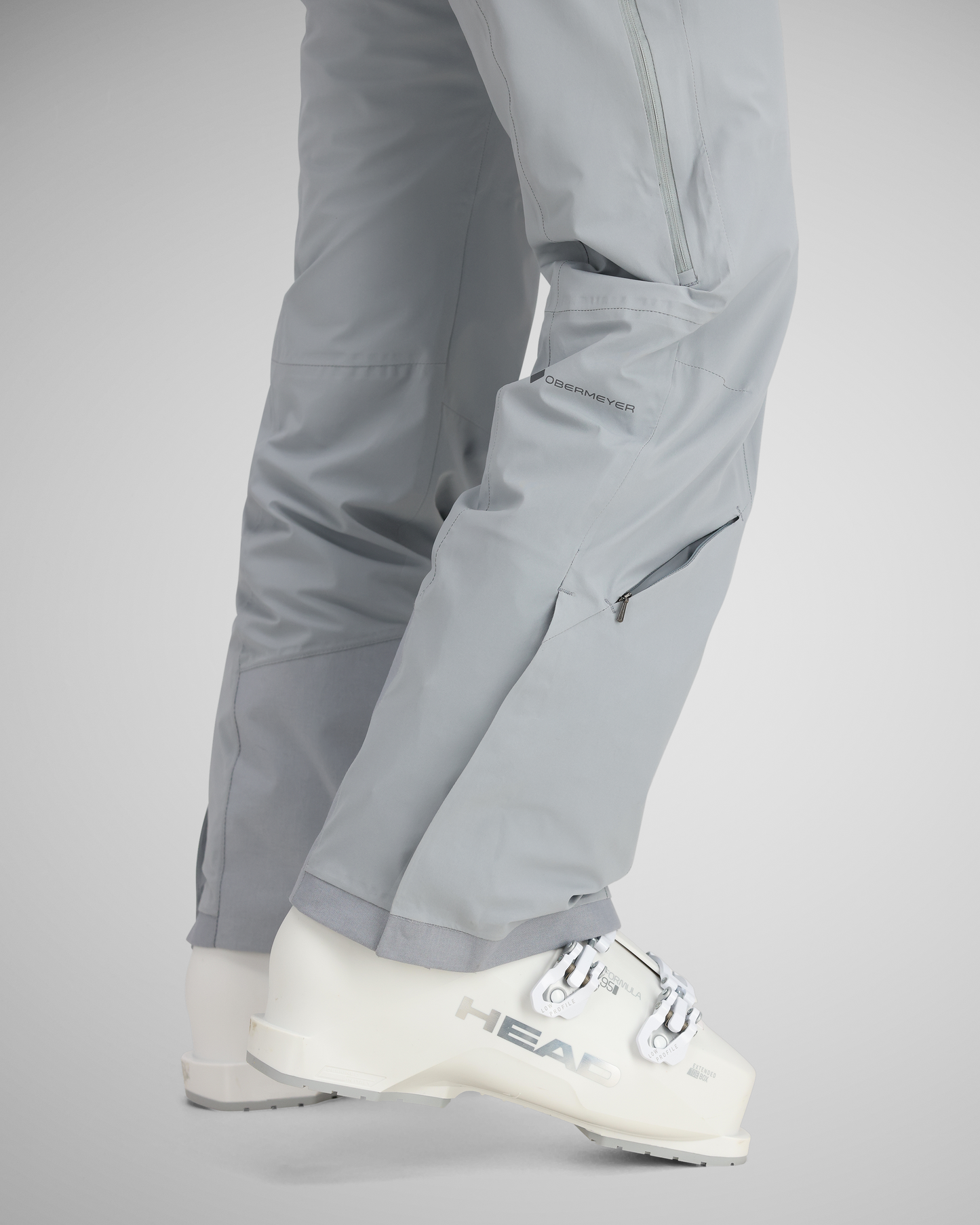 Lower leg pocket(s) | Keep your stuff safe in this hidden pocket that's hidden on the lower pant leg.