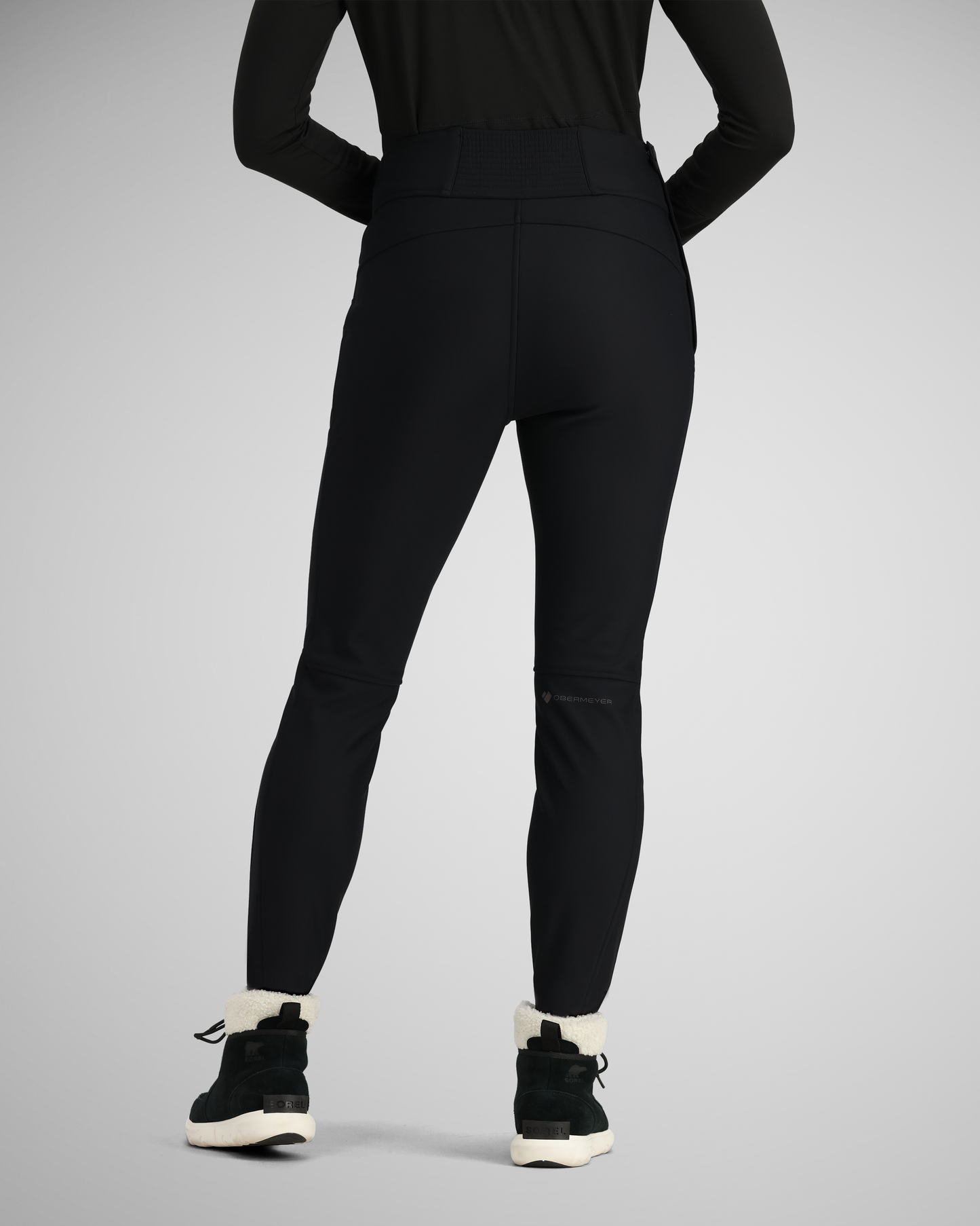 Black | 4 / MODBCK