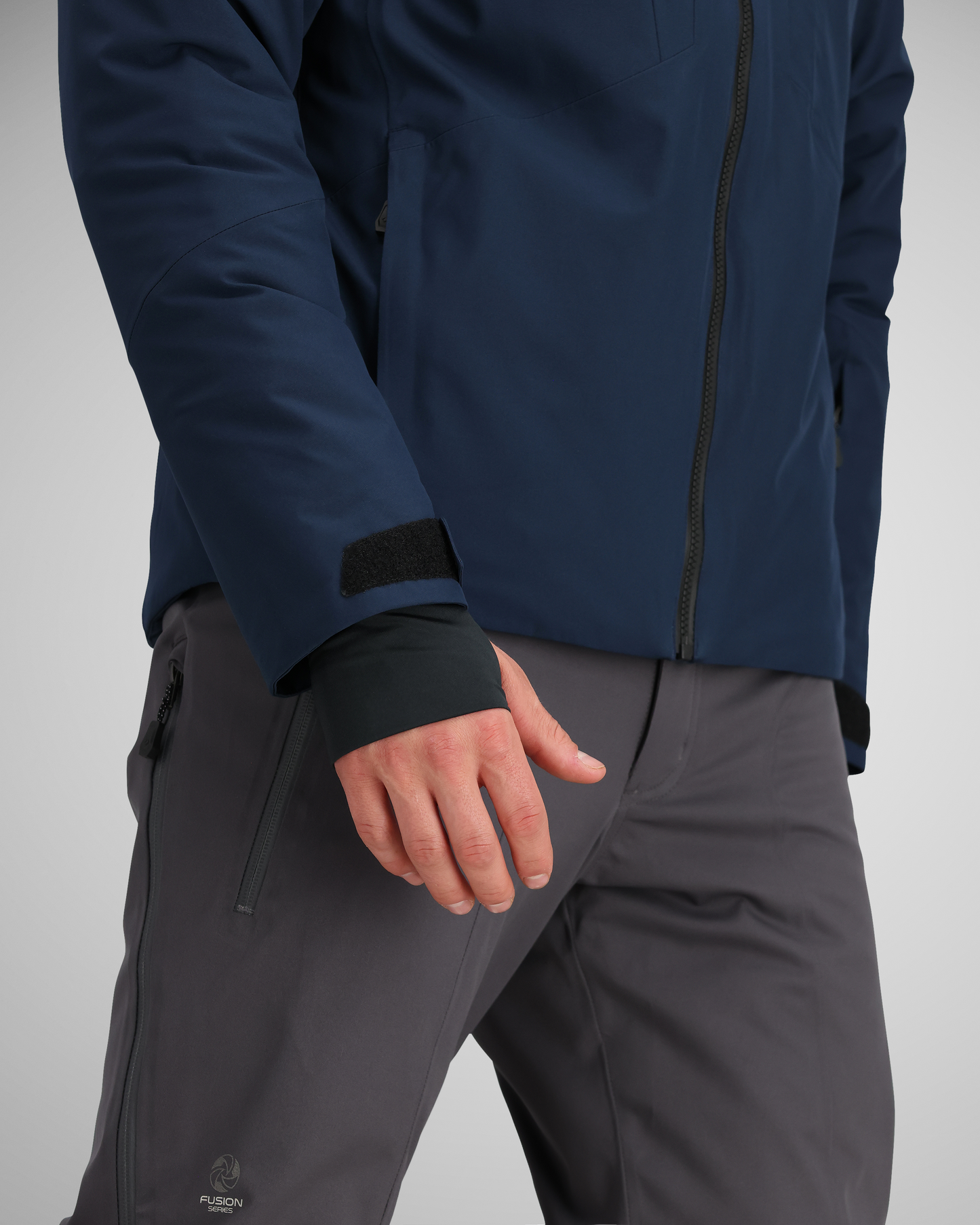 Thumbhole inner cuffs | Good weather protection begins by keeping out the cold and moisture, and securing openings between pieces of gear is critical in times of unpredictable weather conditions.