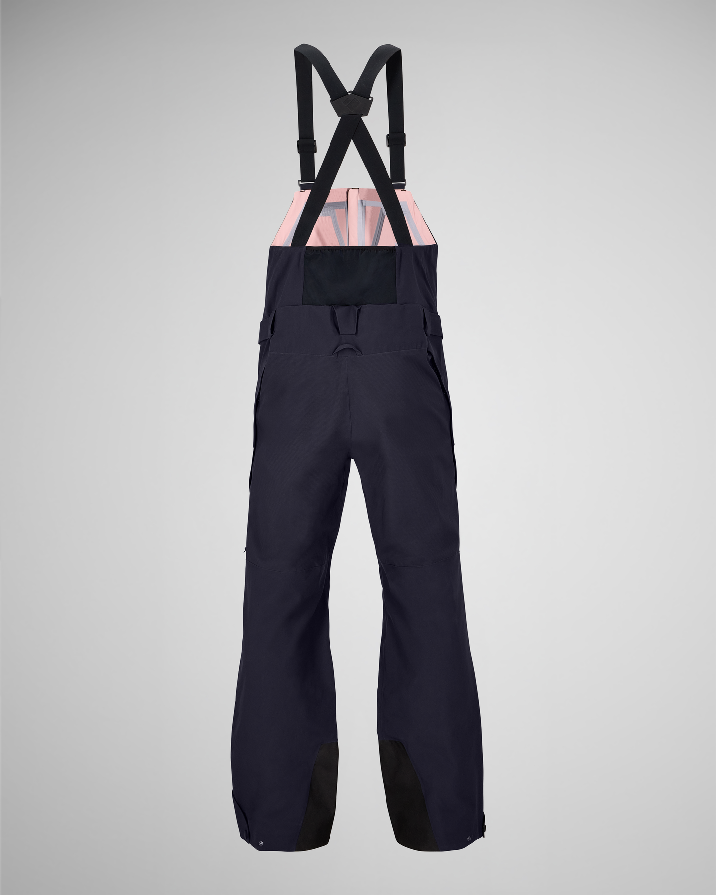 Black ii | 17 / MQNBCK