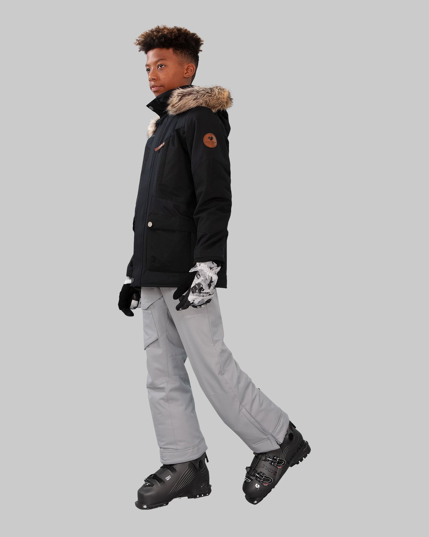 Black | 2 / MODMERCH