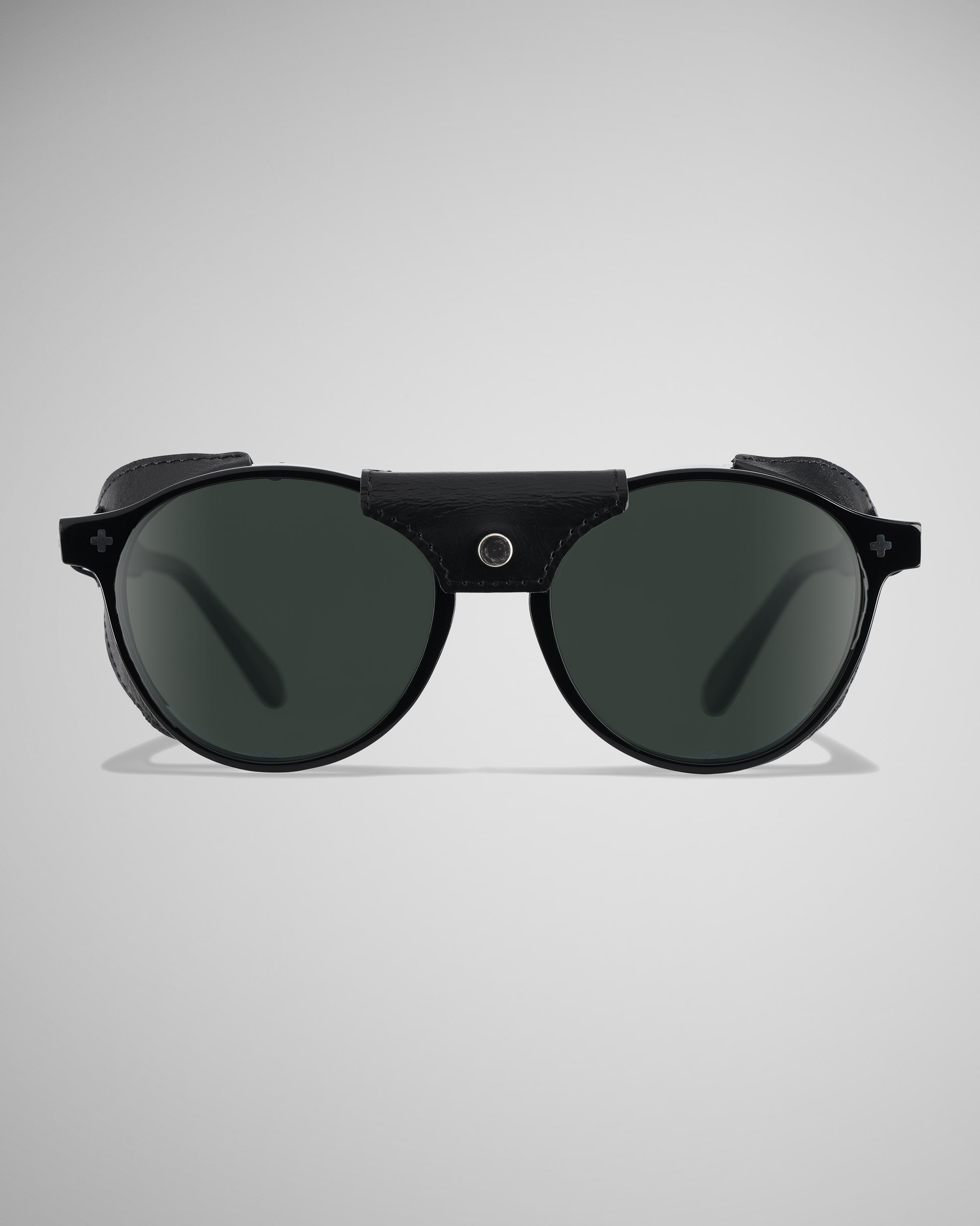 Black Polarized
