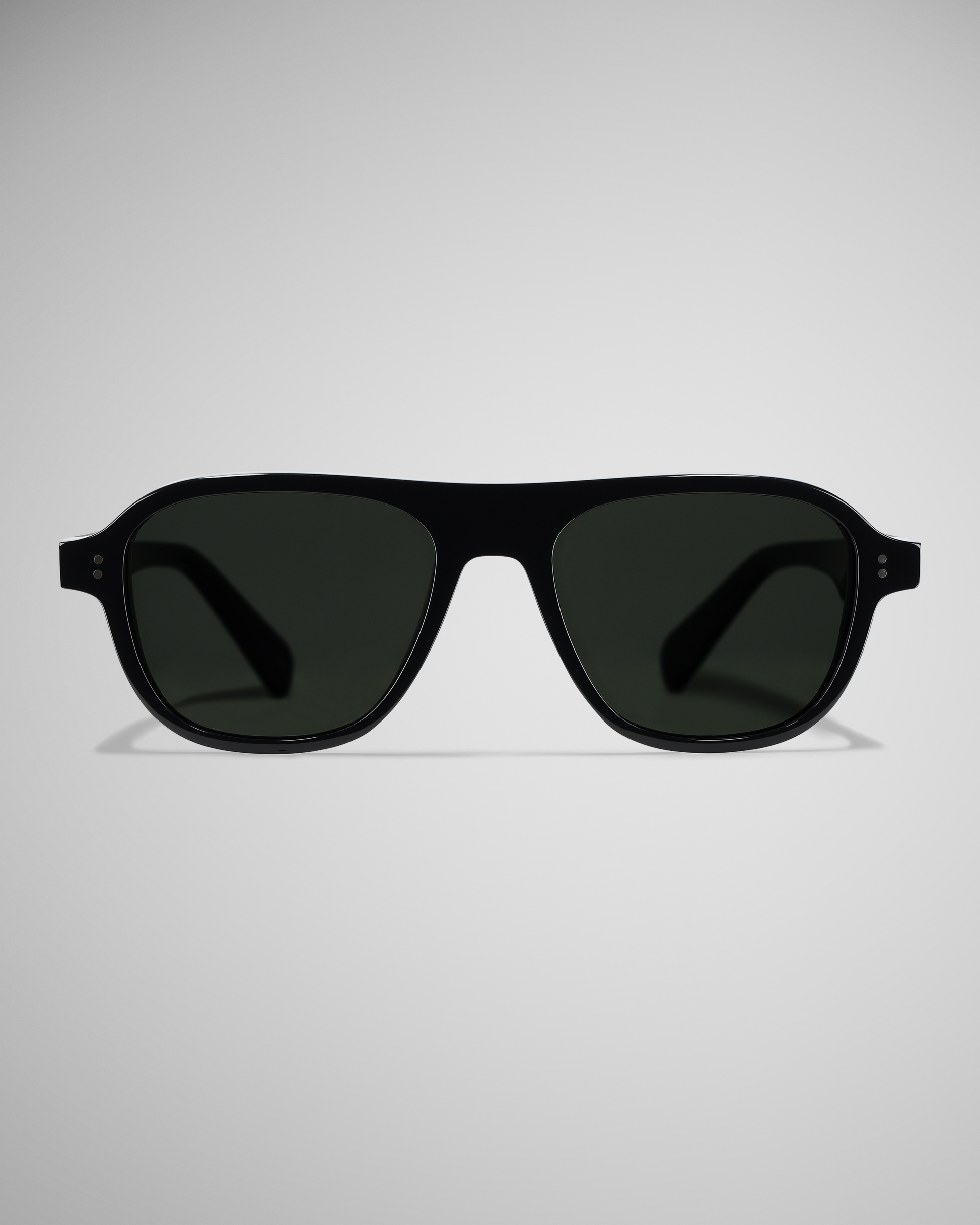 Black Polarized